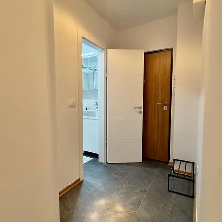 The Address 아파트 *